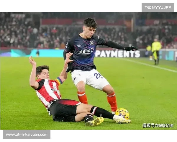 埃弗顿与莱切斯特城激战正酣 英超焦点对决尽显足球魅力 埃弗顿与莱切斯特城激战正酣 英超焦点对决尽显足球魅力