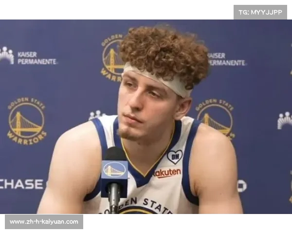 波杰姆斯基穿着万花筒BP1成功晋级次轮展现强大实力与决心 波杰姆斯基穿着万花筒BP1成功晋级次轮展现强大实力与决心